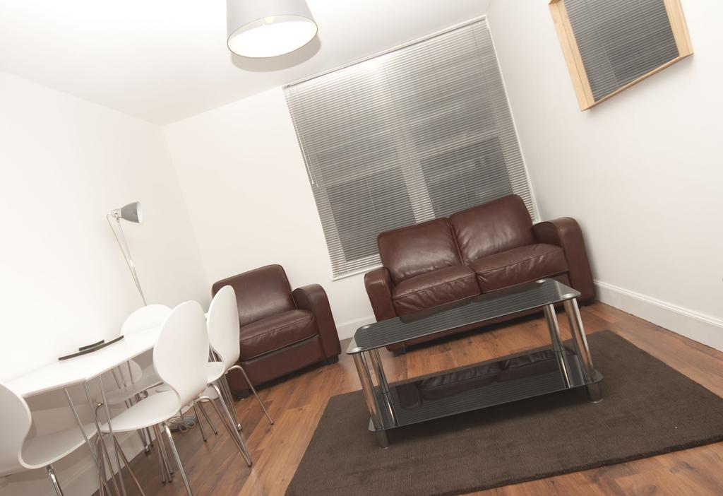 Aberdeen Serviced Apartments: Charlotte Street Cameră foto